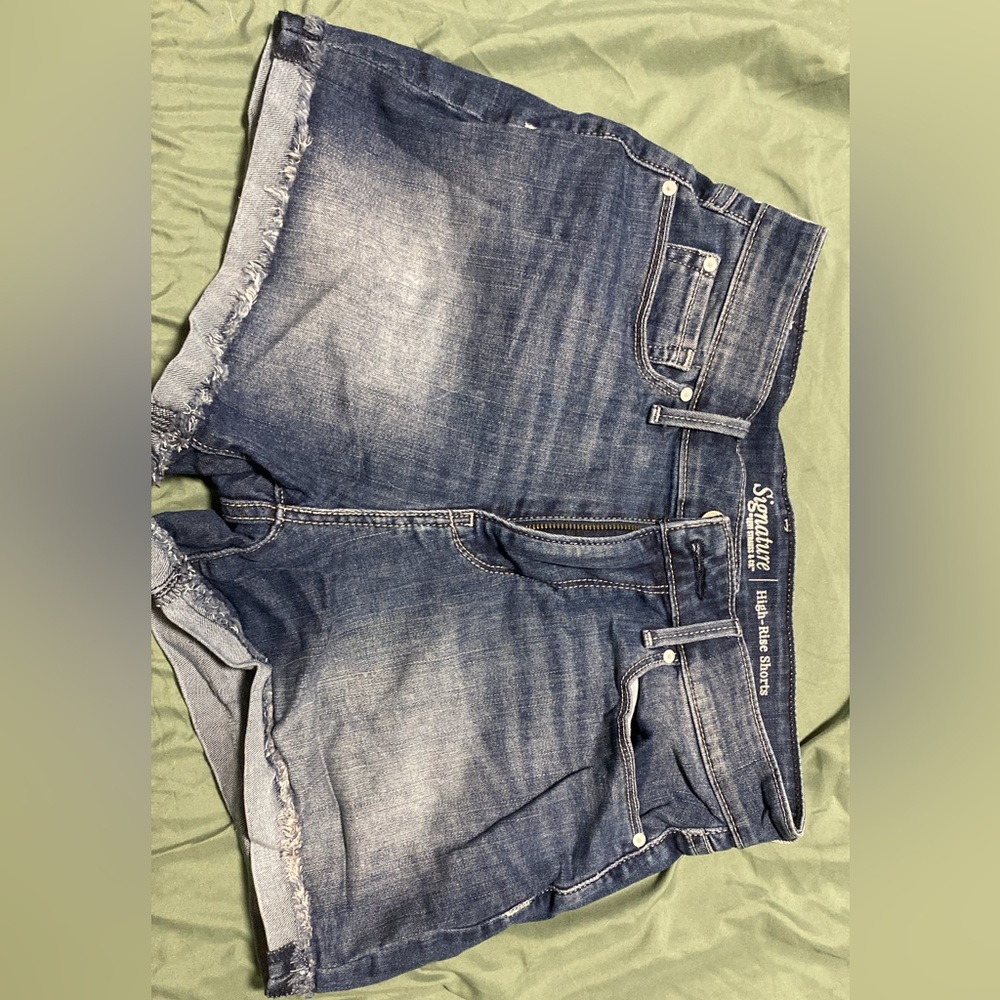 Levi’s shorts